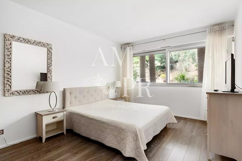 Appartement - 181 m² - 4 pièces