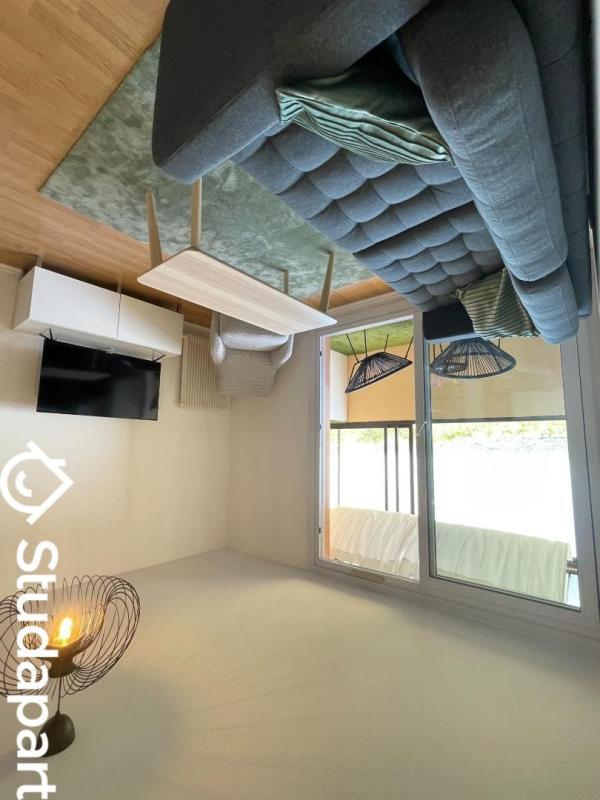 Chambre - 14 m² - 1 pièce