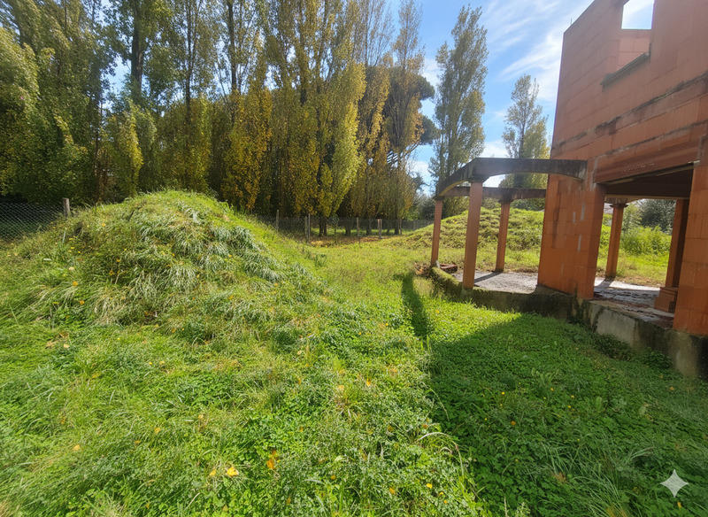 Terrain constructible - 765 m²