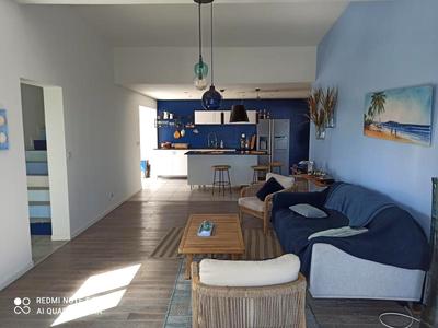 Villa - 200 m² - 4 pièces