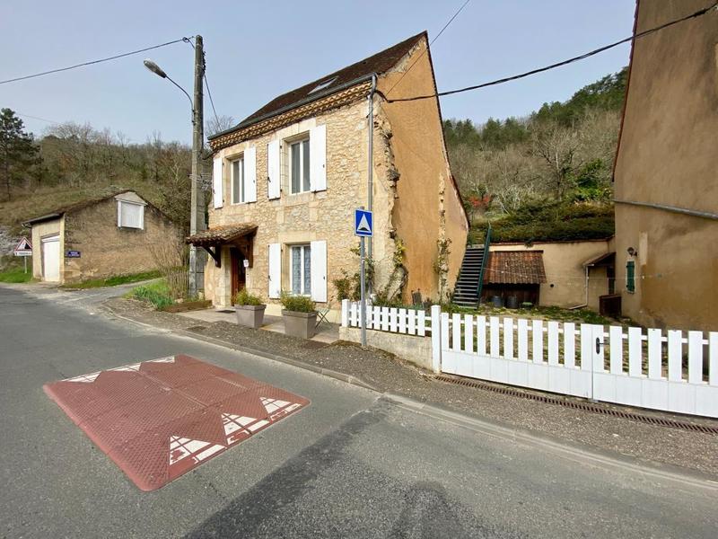 Maison - 94 m² - 4 pièces