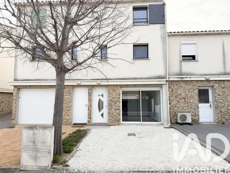 Maison - 95 m² - 4 pièces