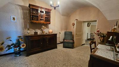 Maison - 280 m² - 7 pièces