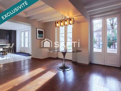 Maison - 198 m² - 7 pièces