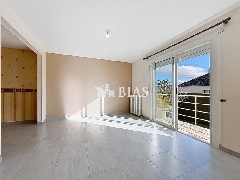 Maison - 73 m² - 5 pièces