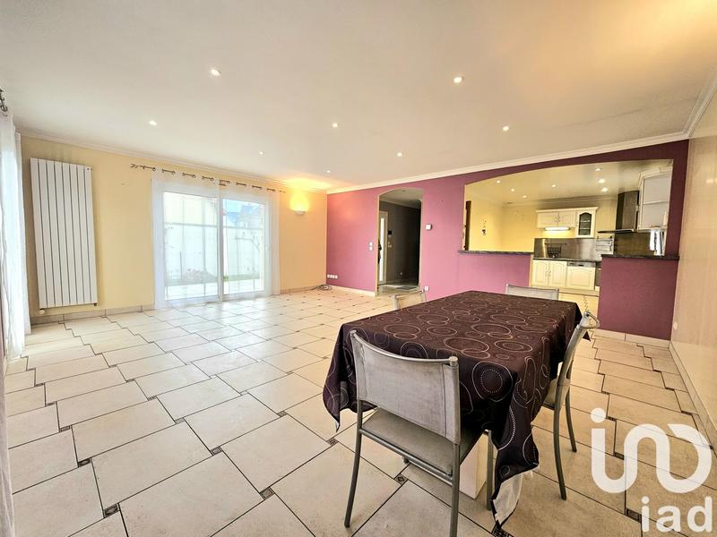 Maison - 140 m² - 5 pièces