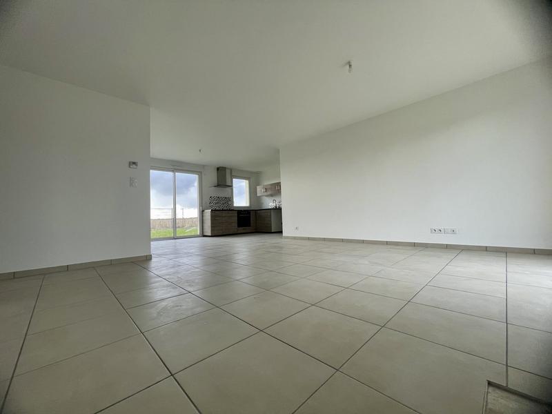 Maison - 85 m² - 4 pièces