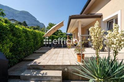 Maison - 175 m² - 6 pièces