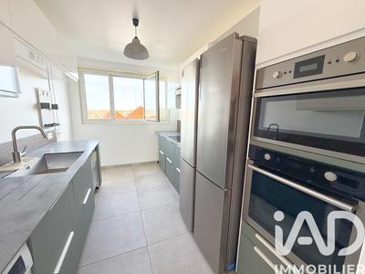 Appartement - 83 m² - 5 pièces