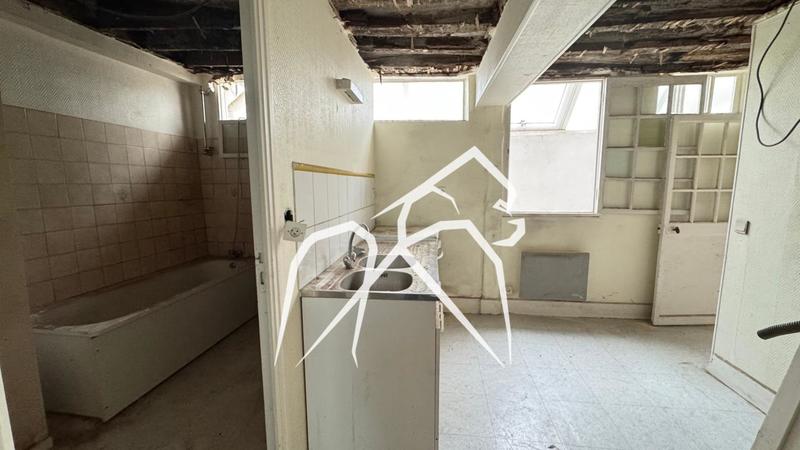 Immeuble - 160 m² - 6 pièces