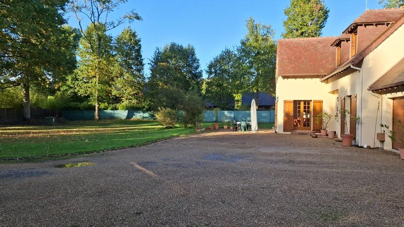 Maison bourgeoise - 209 m² - 8 pièces