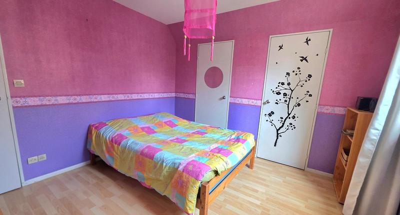 Maison - 203 m² - 6 pièces