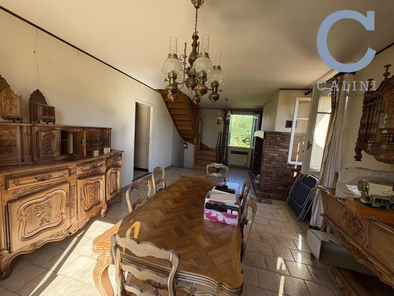 Villa - 180 m² - 6 pièces