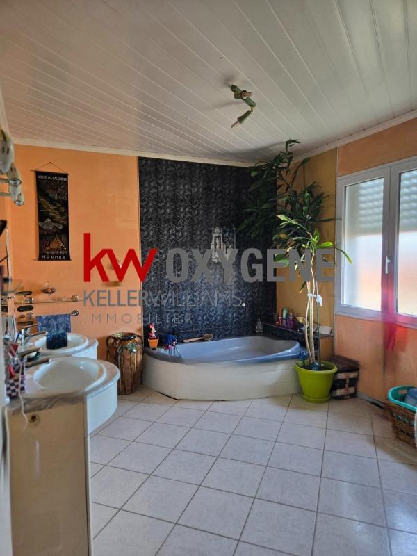 Maison - 153 m² - 7 pièces