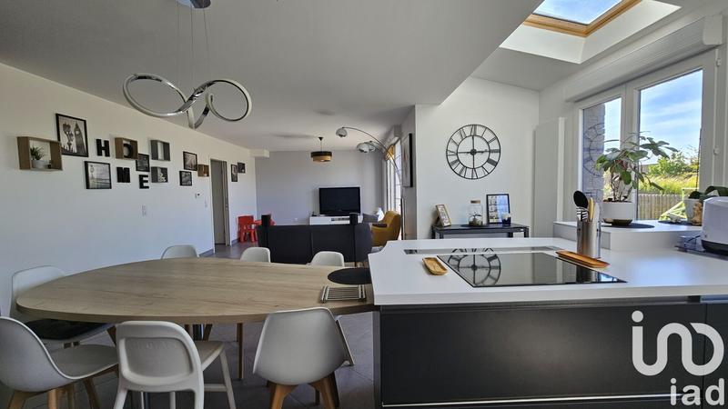 Maison - 140 m² - 6 pièces