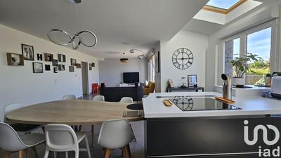 Maison - 140 m² - 6 pièces