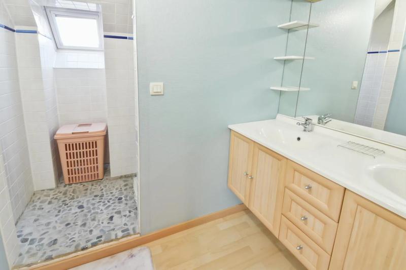 Maison en pierre - 365 m² - 7 pièces