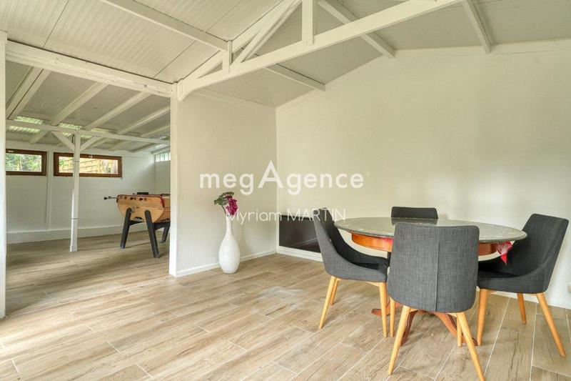 Maison - 150 m² - 5 pièces