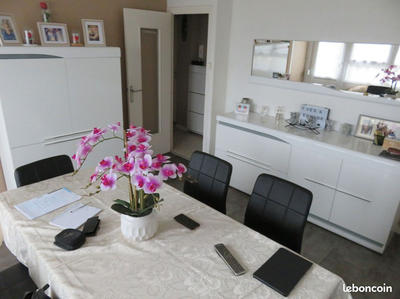 Appartement - 80 m² - 4 pièces
