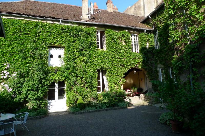 Hôtel particulier - 250 m² - 7 pièces