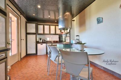 Maison - 176 m² - 6 pièces