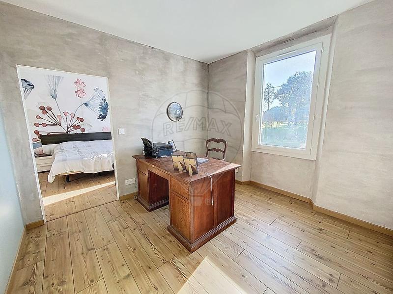 Mas - 210 m² - 7 pièces