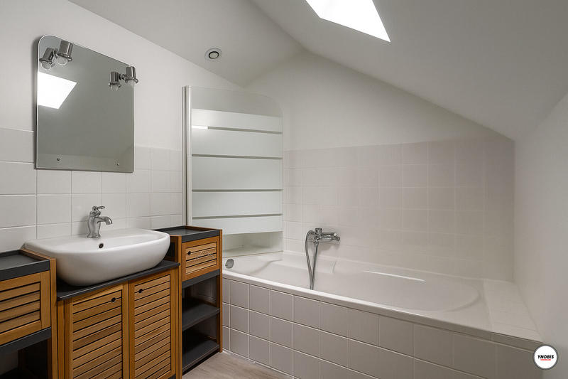 Immeuble - 9 pièces