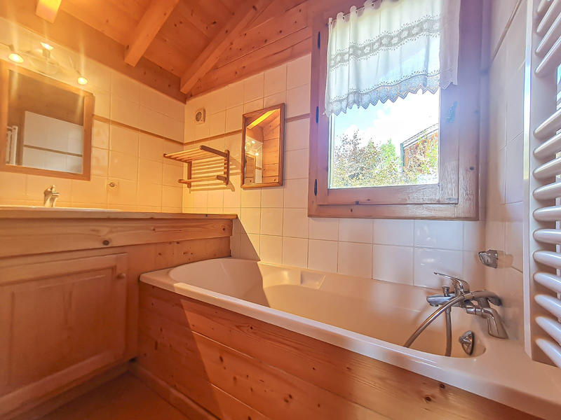 Maison - 80 m² - 5 pièces