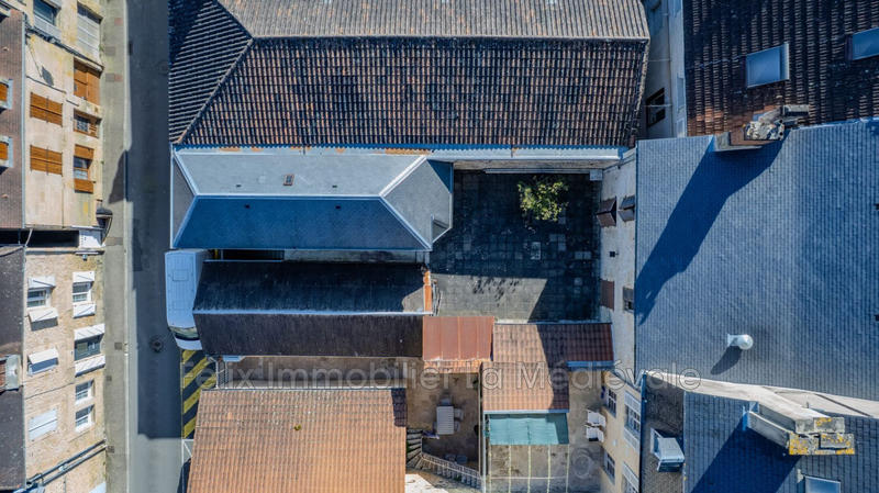 Appartement - 320 m² - 10 pièces