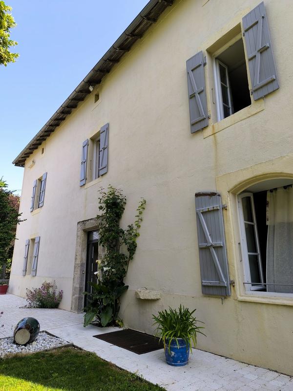 Maison - 186 m² - 5 pièces