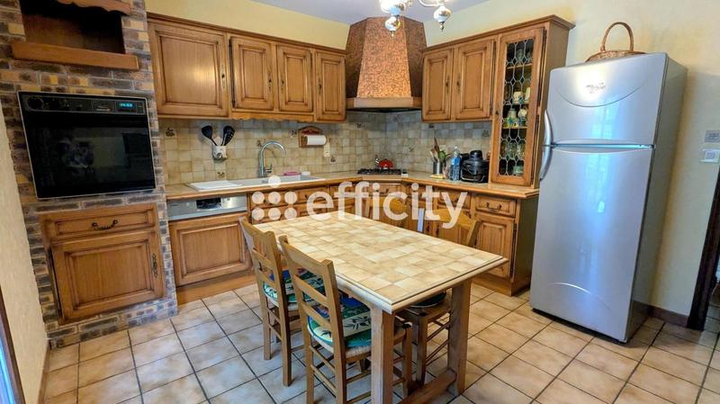 Maison - 122 m² - 4 pièces