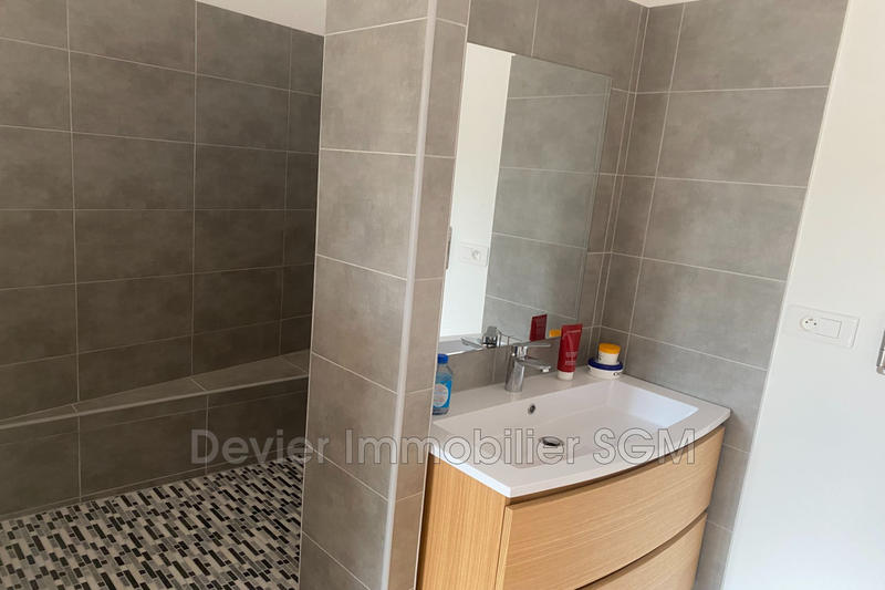 Maison - 307 m² - 7 pièces