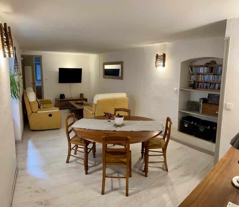 Appartement - 65 m² - 3 pièces