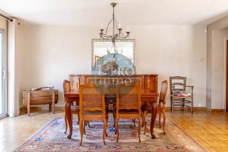 Maison - 153 m² - 7 pièces