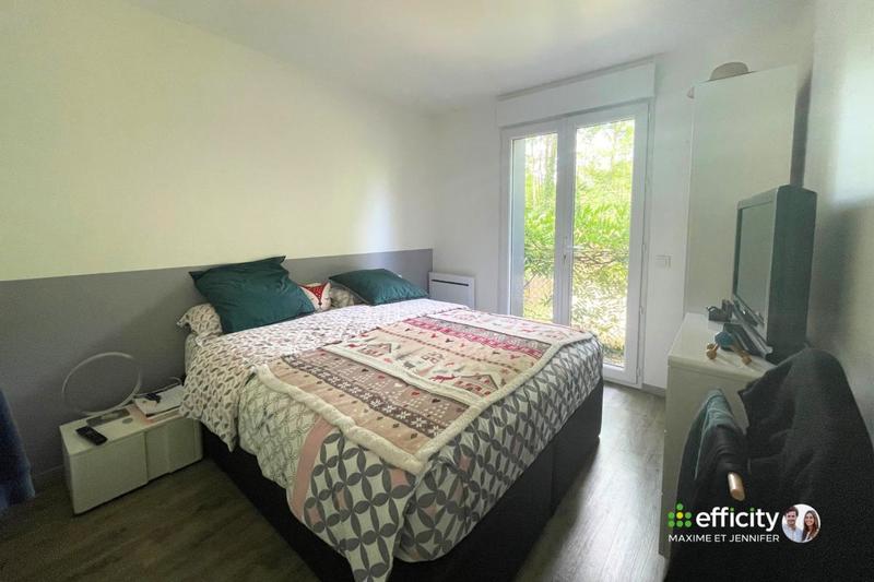 Maison - 92 m² - 5 pièces