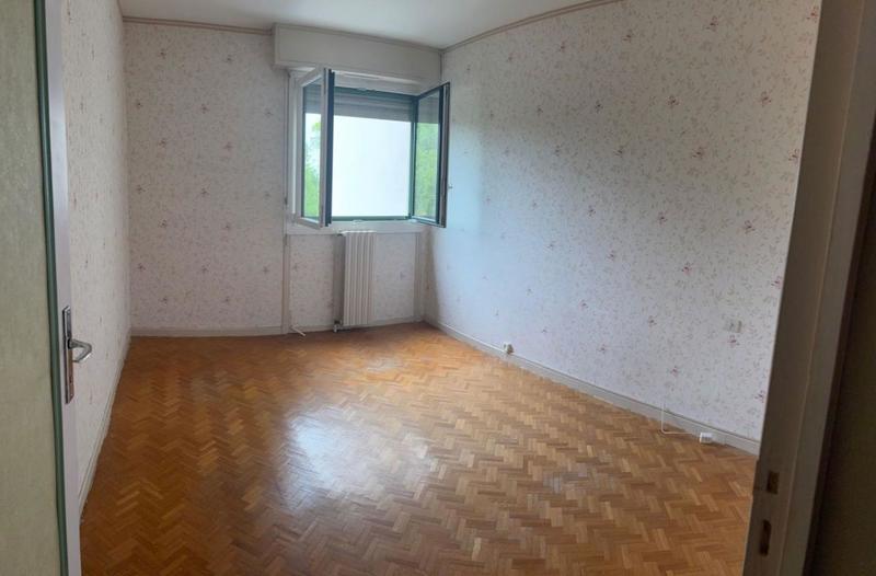 Appartement - 85 m² - 3 pièces