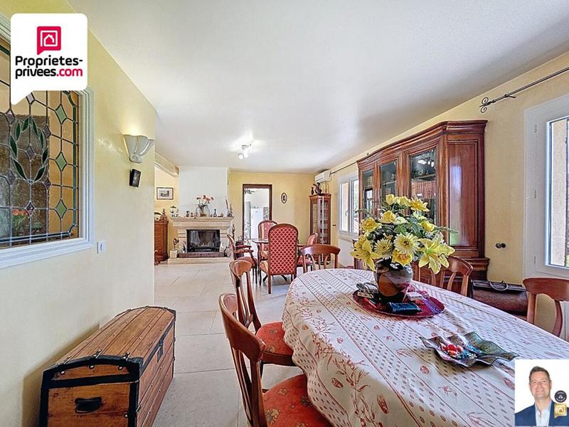 Villa - 177 m² - 6 pièces