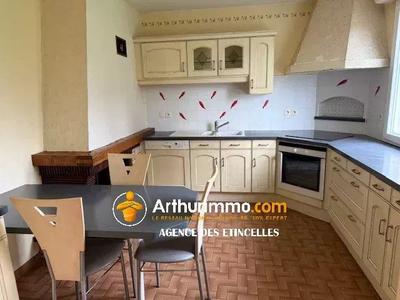 Maison - 90 m² - 3 pièces