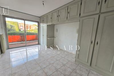 Appartement - 76 m² - 4 pièces