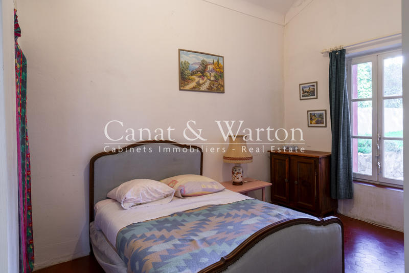 Villa - 150 m² - 8 pièces