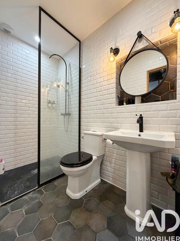 Maison - 104 m² - 4 pièces