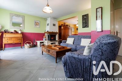 Maison - 110 m² - 6 pièces