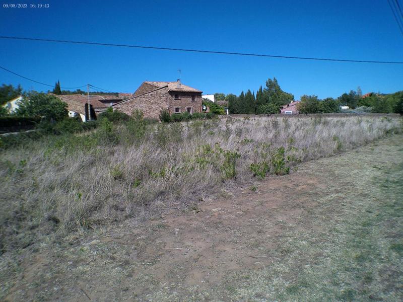 Terrain constructible - 1 410 m²