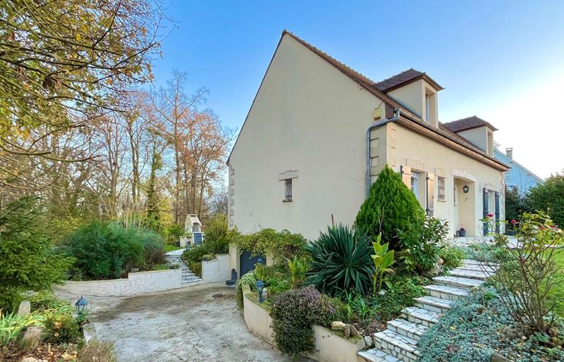 Maison - 148 m² - 7 pièces