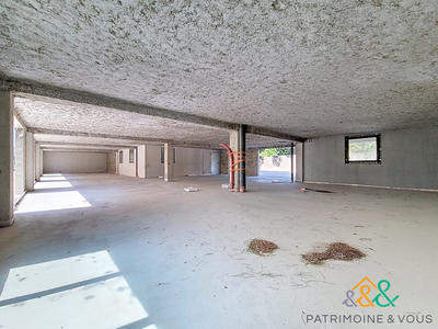 Local commercial - 250 m²