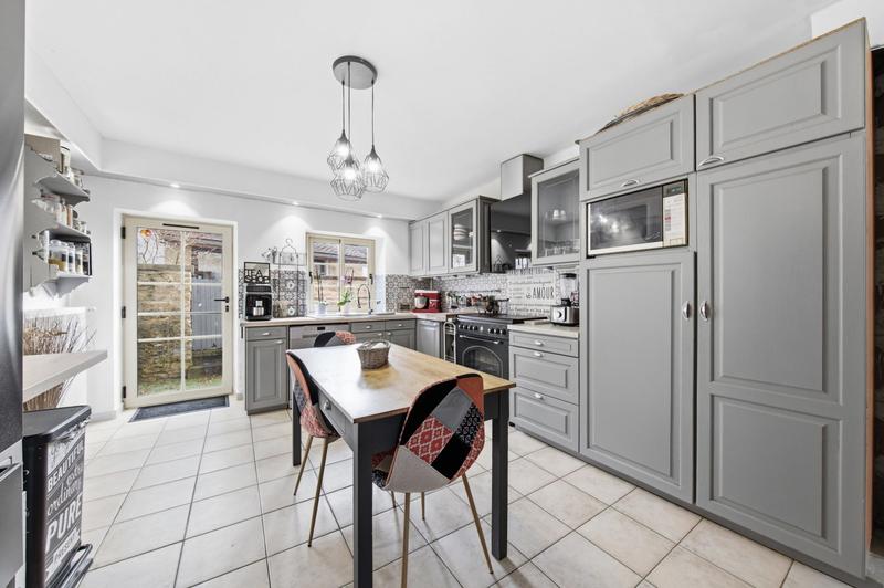 Maison ancienne - 138 m² - 5 pièces