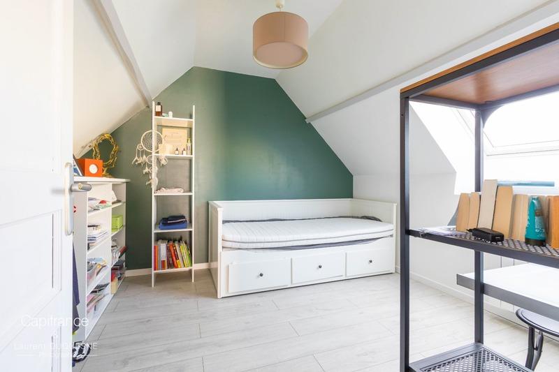 Maison - 95 m² - 5 pièces