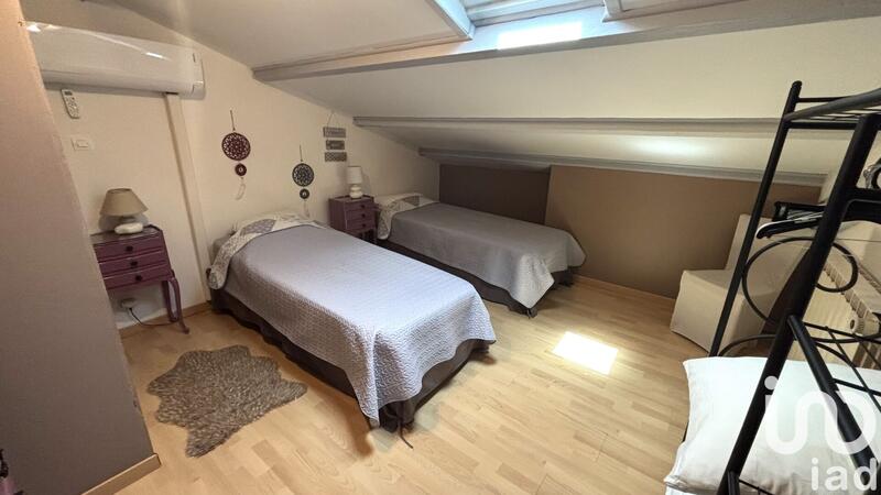 Maison - 206 m² - 9 pièces