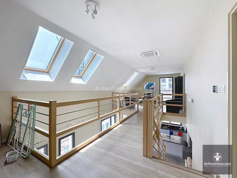 Appartement - 155 m² - 6 pièces