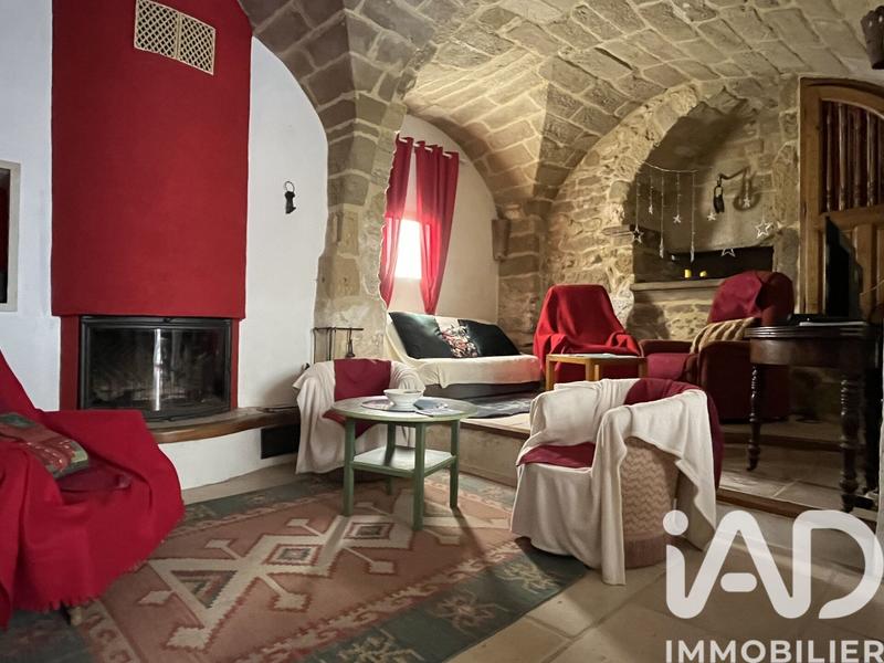 Maison - 195 m² - 9 pièces